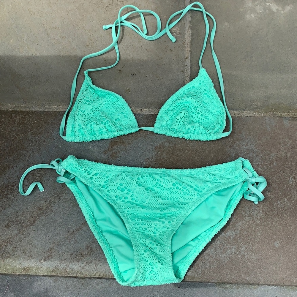 Mossimo Lace Bikini - Picture 2 of 7